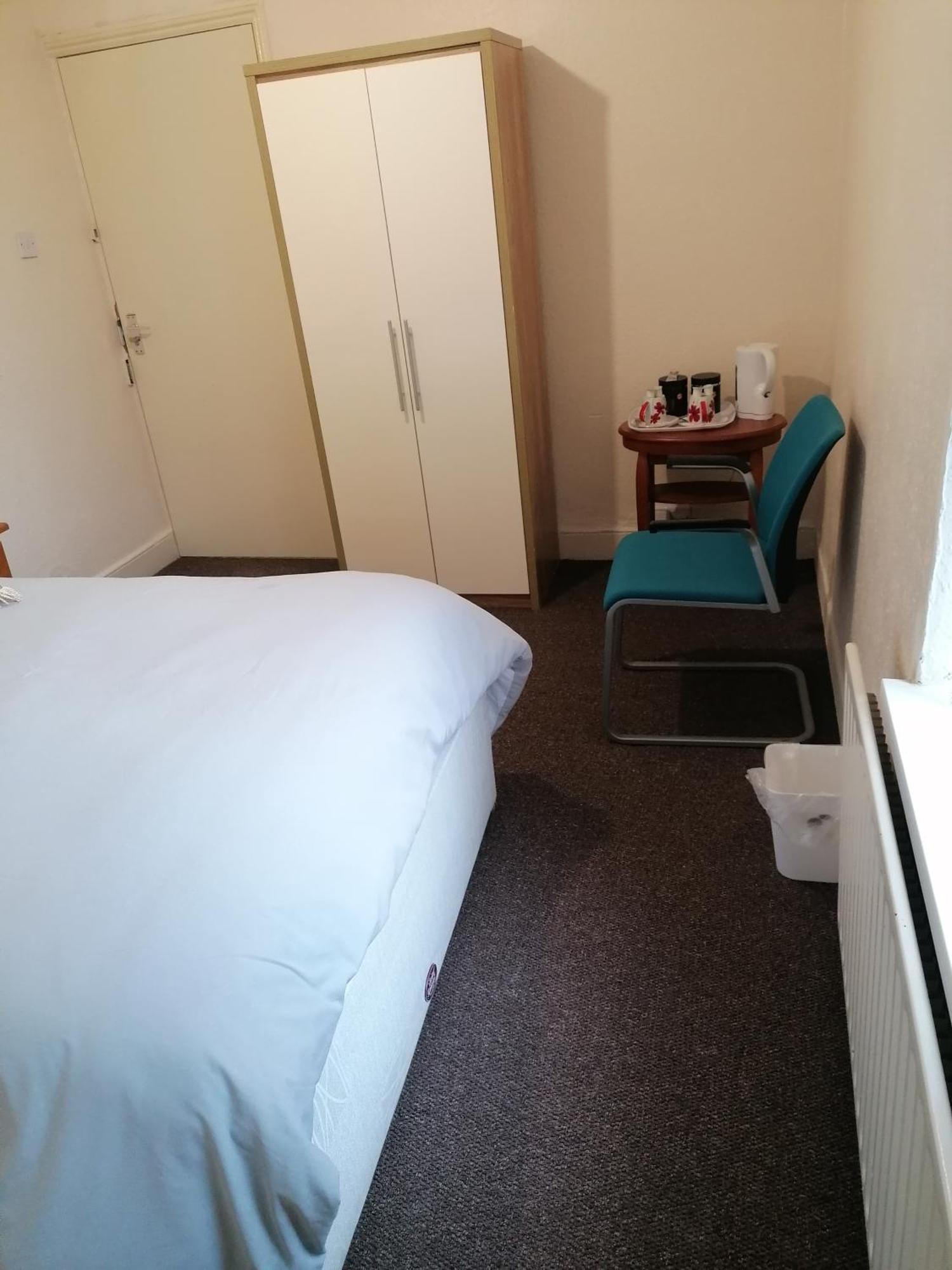 Hygis Home Of Relaxations Stoke-on-Trent Eksteriør billede