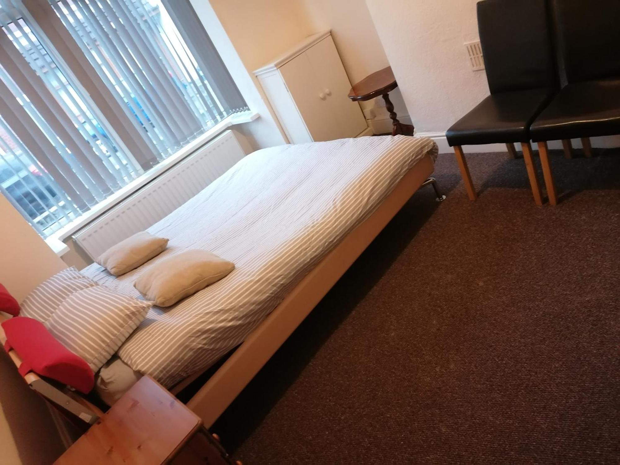 Hygis Home Of Relaxations Stoke-on-Trent Eksteriør billede