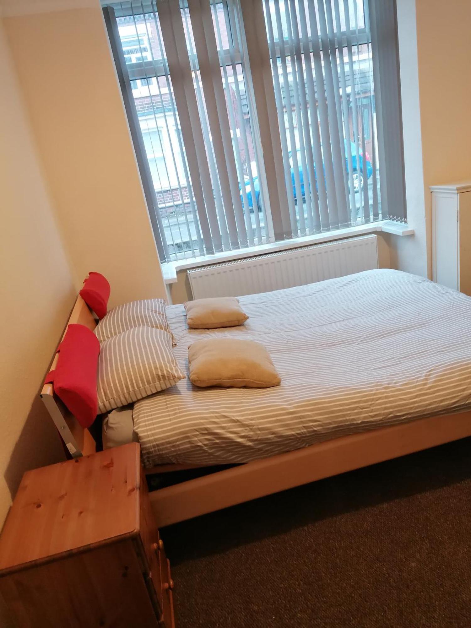 Hygis Home Of Relaxations Stoke-on-Trent Eksteriør billede